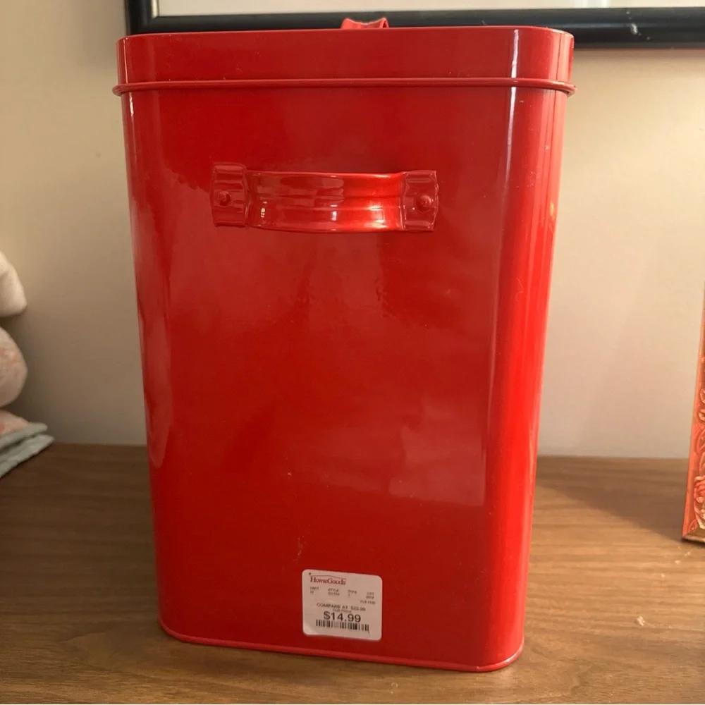 Red Dog Treat Container - Feliz Navidog Rae Dunn